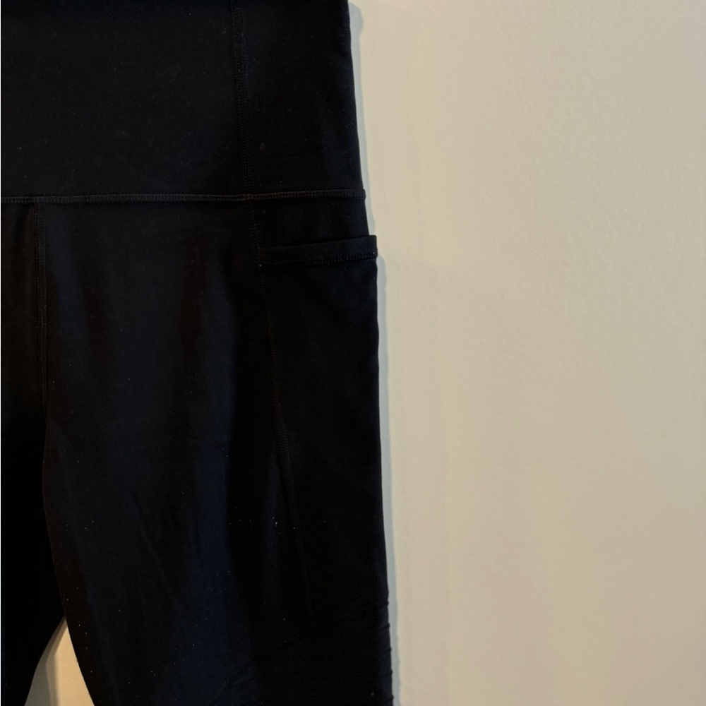 Athleta Black Ribbed Leggings Size S with Pockets - Picture 8 of 10